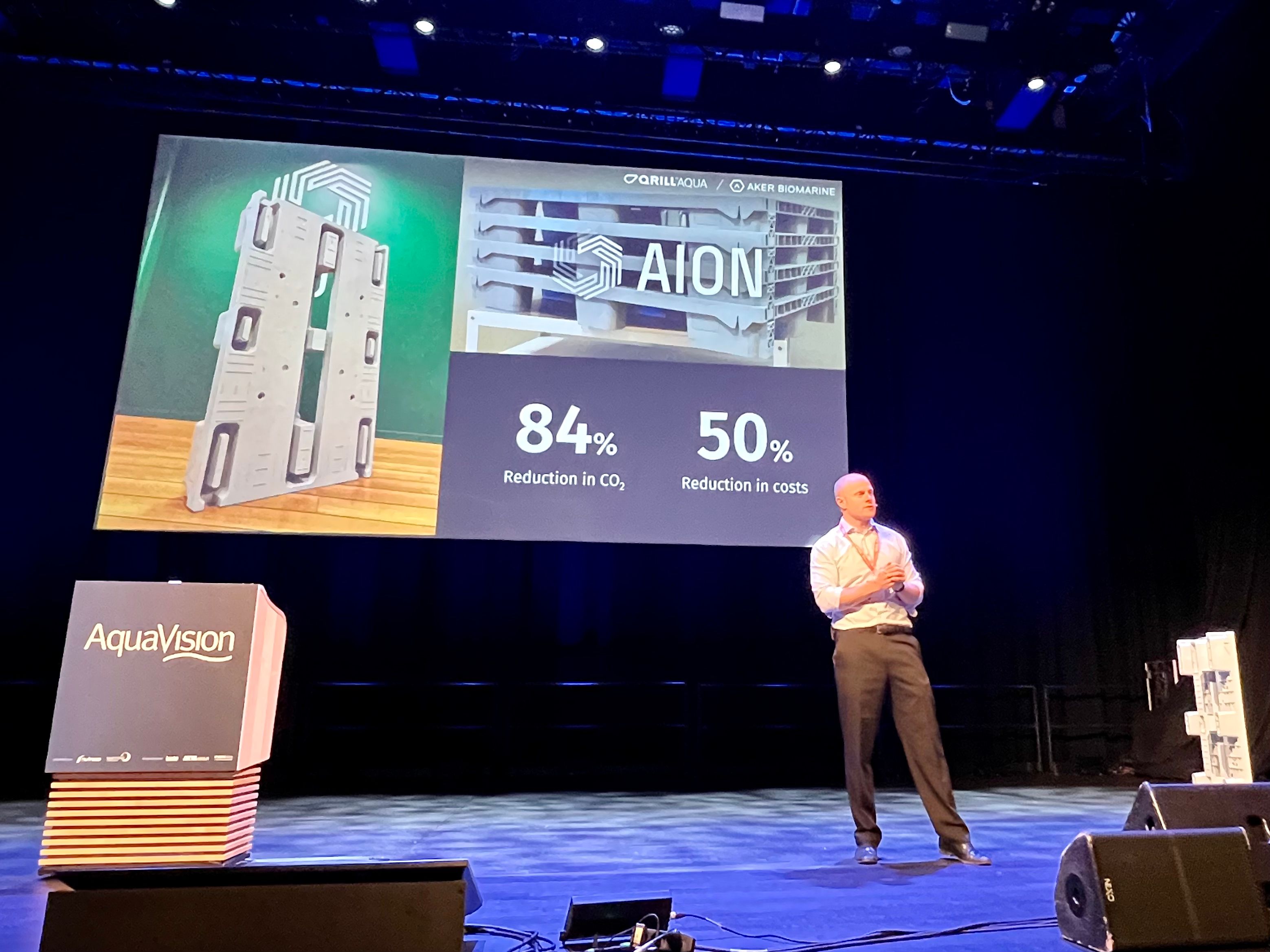 Matts Johansen, CEO of Aker BioMarine, presented the fully circular pallet at the AquaVision event by Nutreco